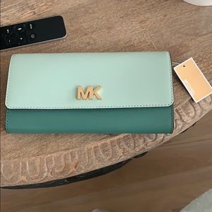 SOLD! Michael Kors Wallet